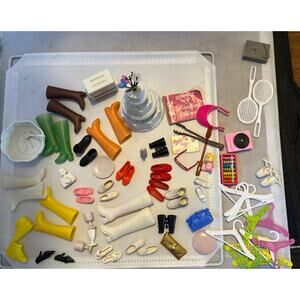 VINTAGE BARBIE MOD SHOE LOT Boots Sneakers 1983 Barbie Tracy & Todd Wedding Cake
